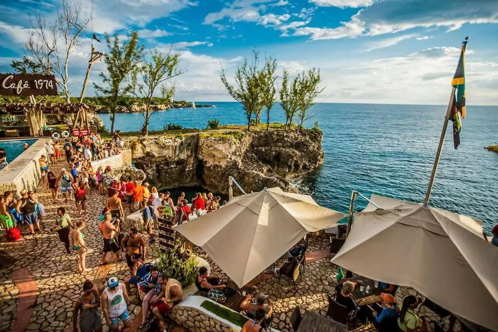 Villa Bak A Yaad Negril